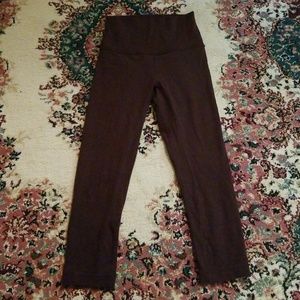 Lululemon Black Cherry Allign Crop Size 2
